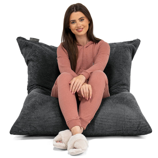 Cuscino Pouf Sacco XL - Pompon Nero 02