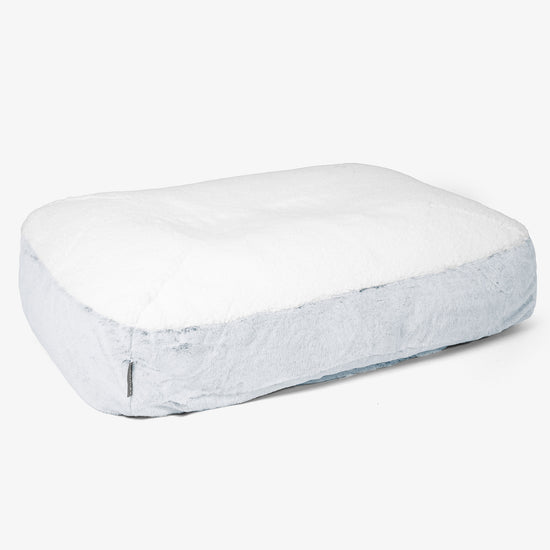 Lettino per Cani Sloucher Grande - Eco-pelliccia di Coniglio Azzurro Polvere 01