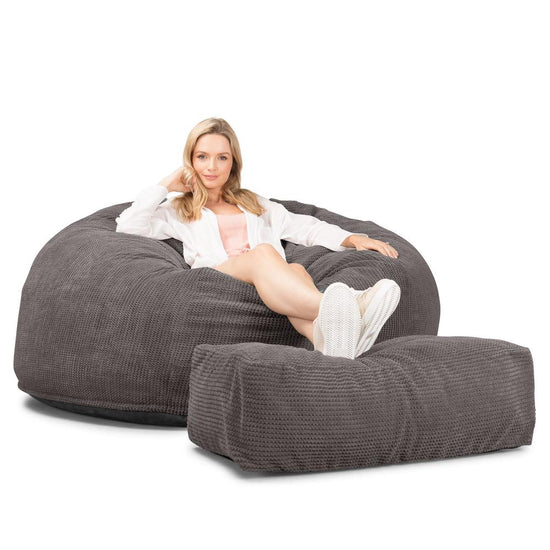 Lounge Pug, Pouf Sacco Gigante XXL, C1010L CloudSac, Imbottito Di Fiocchi Di Lattice e Poliestere, Pompon Carbone Grigio