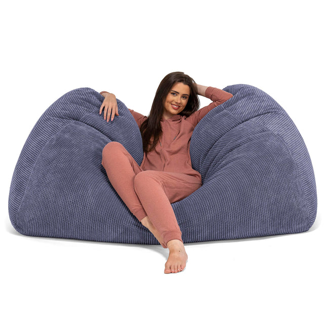 Pouf Divano Gigante - Pompon Viola 03