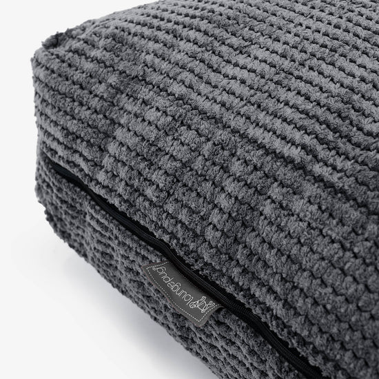 Cuscino da Pavimento - Pompon Nero 02