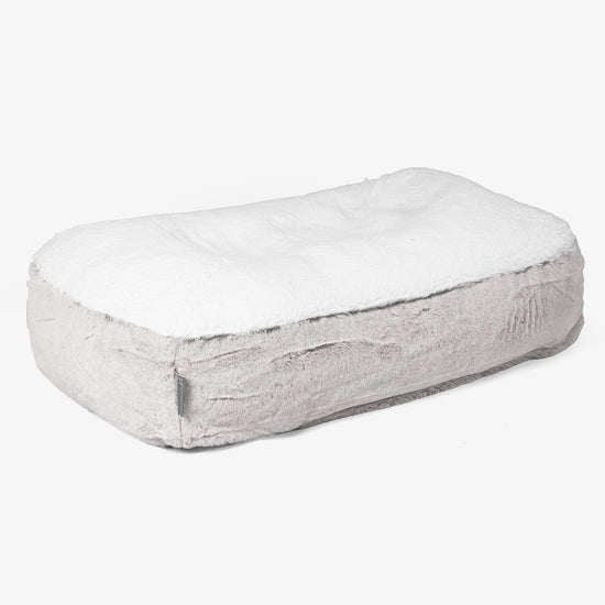 Lettino per Cani Sloucher Medio - Eco-pelliccia di Coniglio Grigio Chiaro 01