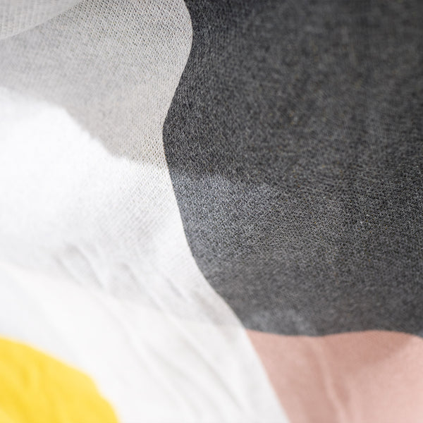 Coperta / Plaid - Lavorato a Maglia Geometrico a Blocchi Grigio Fabric Close-up Image