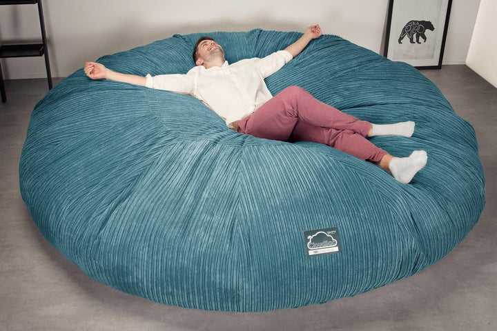 Lounge Pug, Pouf Sacco Gigante Titanico XXXXXL, C5000L CloudSac, Imbottito Di Fiocchi Di Lattice e Poliestere, Velluto a Coste Egeo Blu