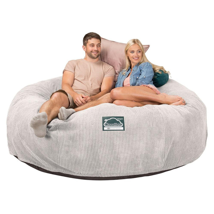 Lounge Pug, Pouf Sacco Gigante King Size XXL, C3000L CloudSac, Imbottito Di Fiocchi Di Lattice e Poliestere, Pompon Panna