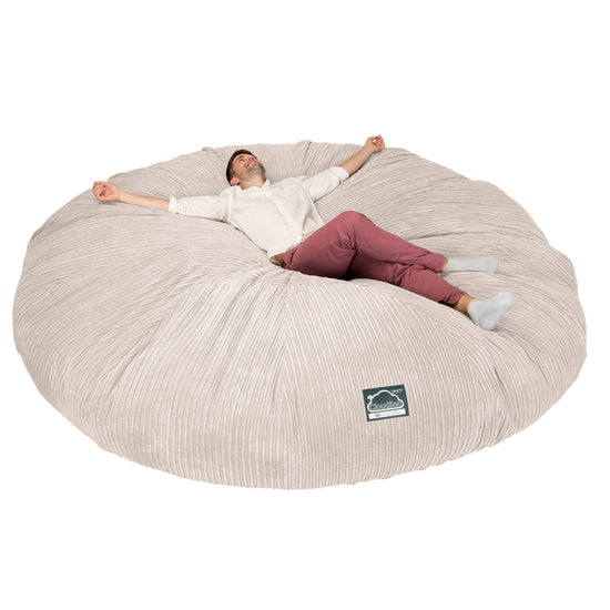 Lounge Pug, Pouf Sacco Gigante Titanico XXXXXL, C5000L CloudSac, Imbottito Di Fiocchi Di Lattice e Poliestere, Velluto a Coste Avorio