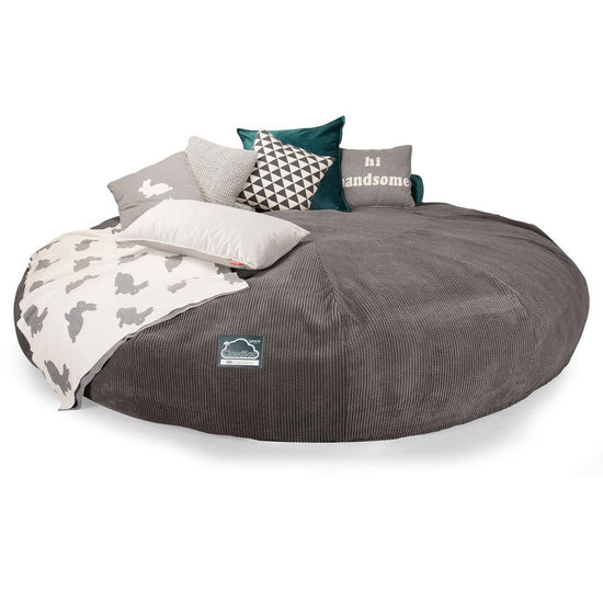 Lounge Pug, Pouf Sacco Gigante Titanico XXXXXL, C5000L CloudSac, Imbottito Di Fiocchi Di Lattice e Poliestere, Pompon Carbone Grigio