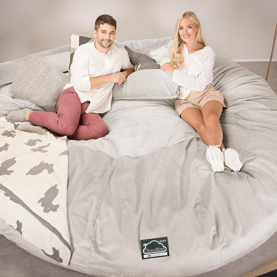 Lounge Pug, Pouf Sacco Gigante Titanico XXXXXL, C5000L CloudSac, Imbottito Di Fiocchi Di Lattice e Poliestere, Velluto Argento