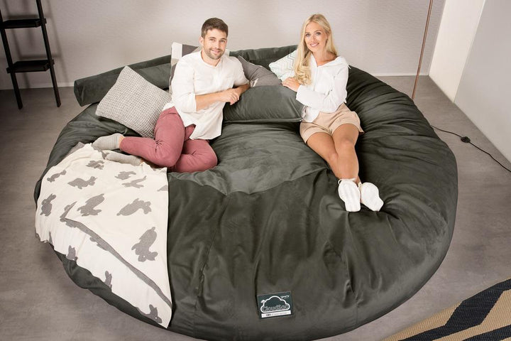 Lounge Pug, Pouf Sacco Gigante Titanico XXXXXL, C5000L CloudSac, Imbottito Di Fiocchi Di Lattice e Poliestere, Velluto Grafite