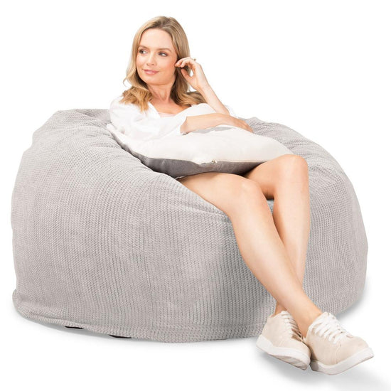 Lounge Pug, Pouf Sacco Gigante XL, C510L CloudSac, Imbottito Di Fiocchi Di Lattice e Poliestere, Pompon Panna