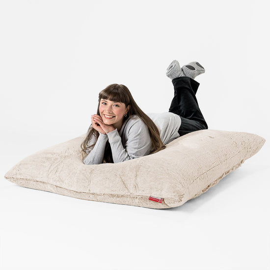 Cuscino Pouf Sacco XL - Eco-pelliccia di Coniglio Bianco 03