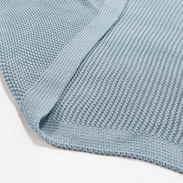 Coperta / Plaid - Ellos Lavorazione a maglia grossa Blu nebbioso Fabric Close-up Image
