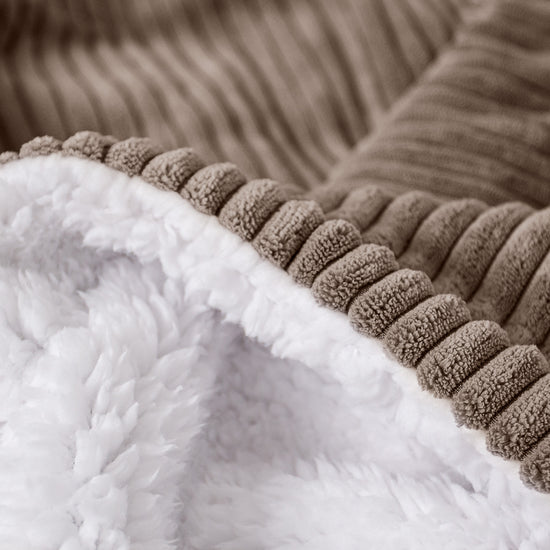 Plaid / Coperta Sherpa - Velluto a Coste Moca 04